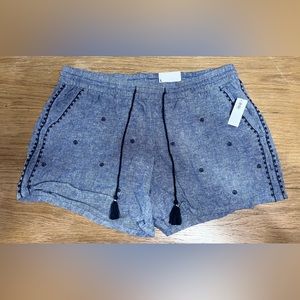 Old Navy Denim Embroidered Short